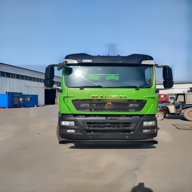 Kako prekucnik Sinotruk z 12-stopenjskim ročnim menjalnikom izboljša učinkovitost prevoza težkih tovorov?